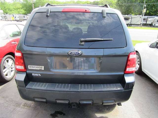 2009 Ford Escape XLT 4dr SUV V6